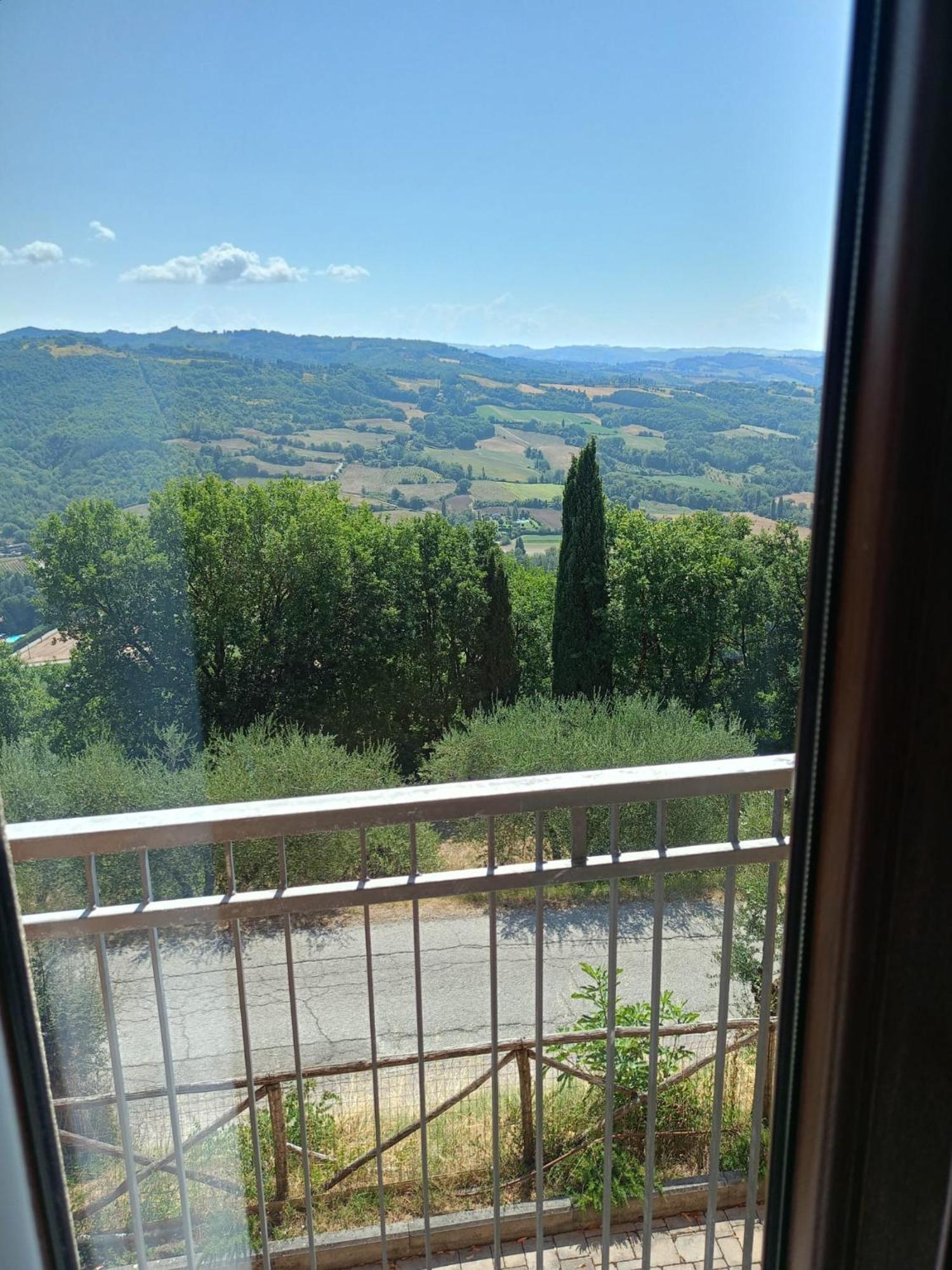 Fortebraccio Montone  Exterior photo